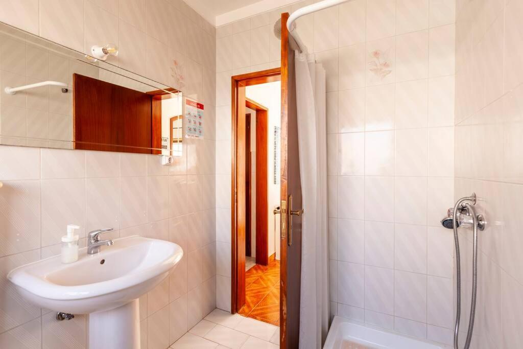 Ninestories Baleal Villa Ferrel  Buitenkant foto